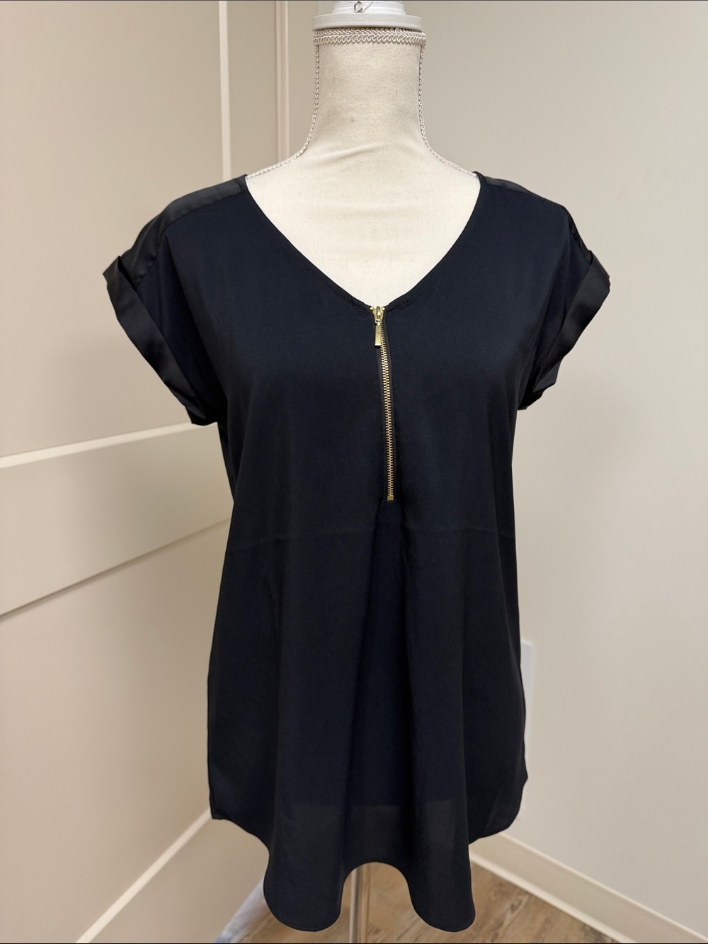 Express Black V-Neck Short Sleeve Top with Gold Zip